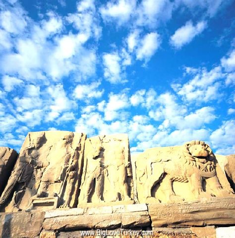 nemrud11.jpg