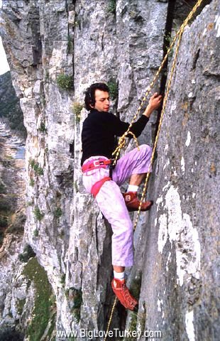 rockclimbing.jpg