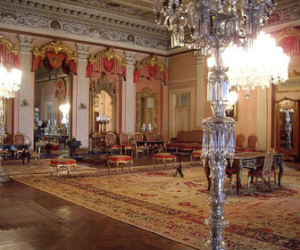 dolmabahce sarayi